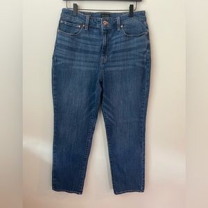 Talbots size 8 modern ankle med/dark wash